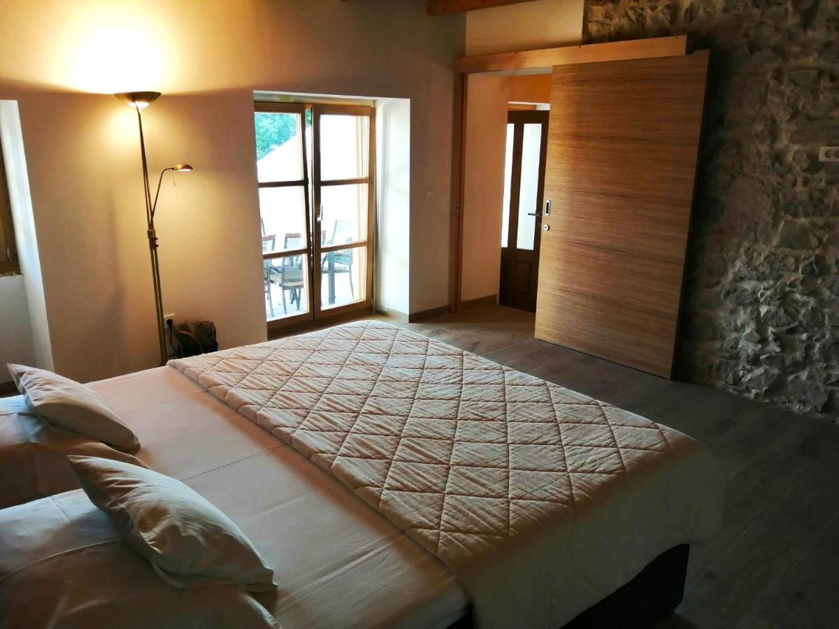 Apartments Dalmatian Stone House Turanj Exterior foto